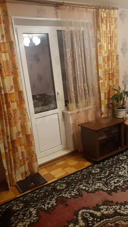 Комната 17 м в 2-к., 4/9 эт. - Фото 1