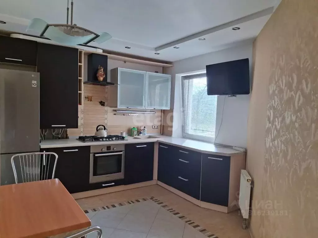 2-к кв. Калининградская область, Калининград ул. Толбухина, 6 (62.0 м) - Фото 0