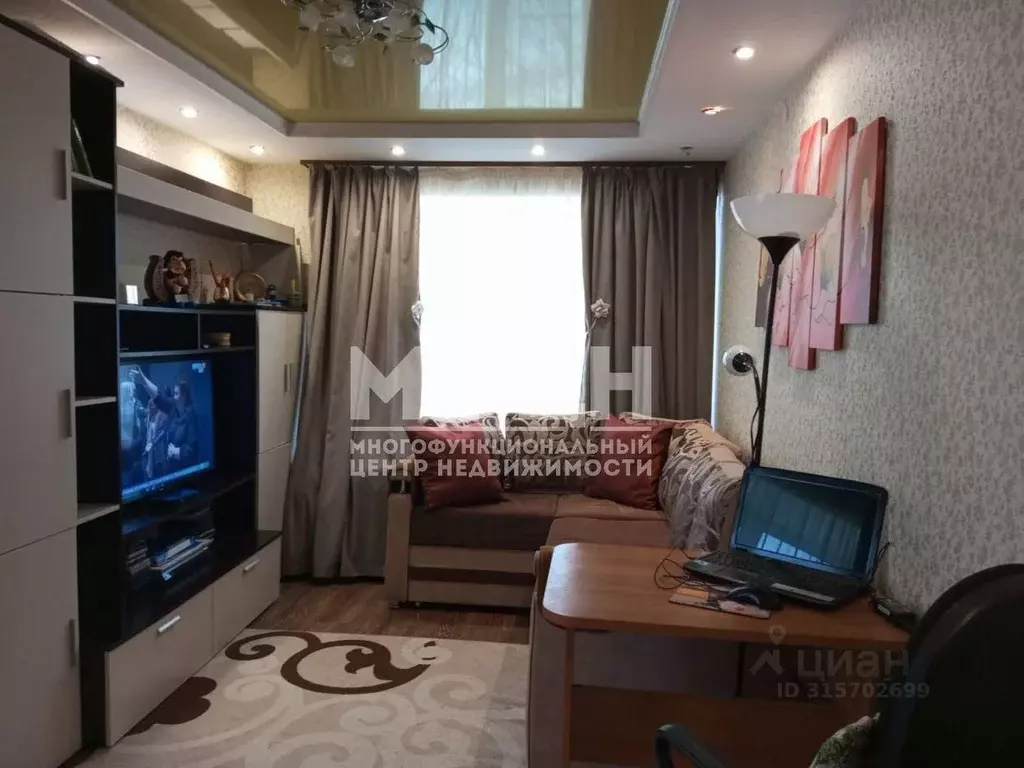 2-к кв. Карелия, Петрозаводск Рабочая ул., 35 (43.9 м) - Фото 0