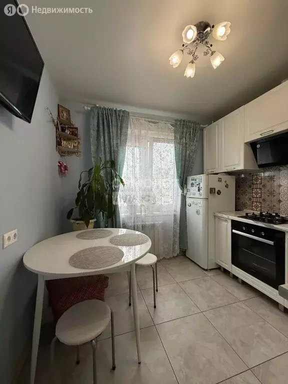 2-комнатная квартира: Ликино-Дулёво, улица Текстильщиков, 8 (47.9 м) - Фото 2