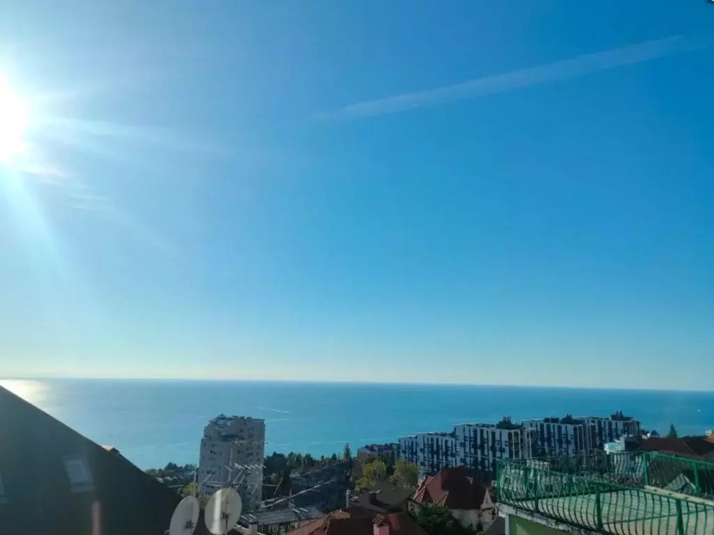 Дом в Краснодарский край, Сочи Курортный просп., 102/13 (235 м) - Фото 1