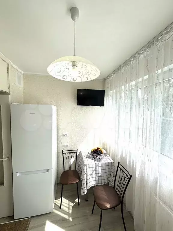 1-к. квартира, 32 м, 4/9 эт. - Фото 1