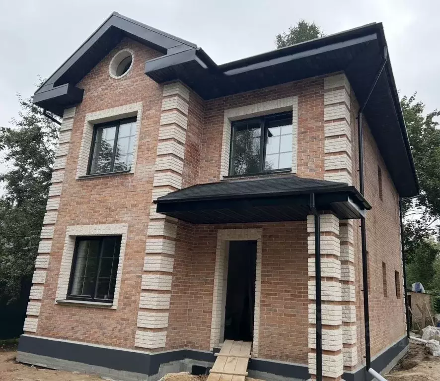 Дом в Москва Кокошкино дп, ул. Молодежная, 22А (180 м) - Фото 1