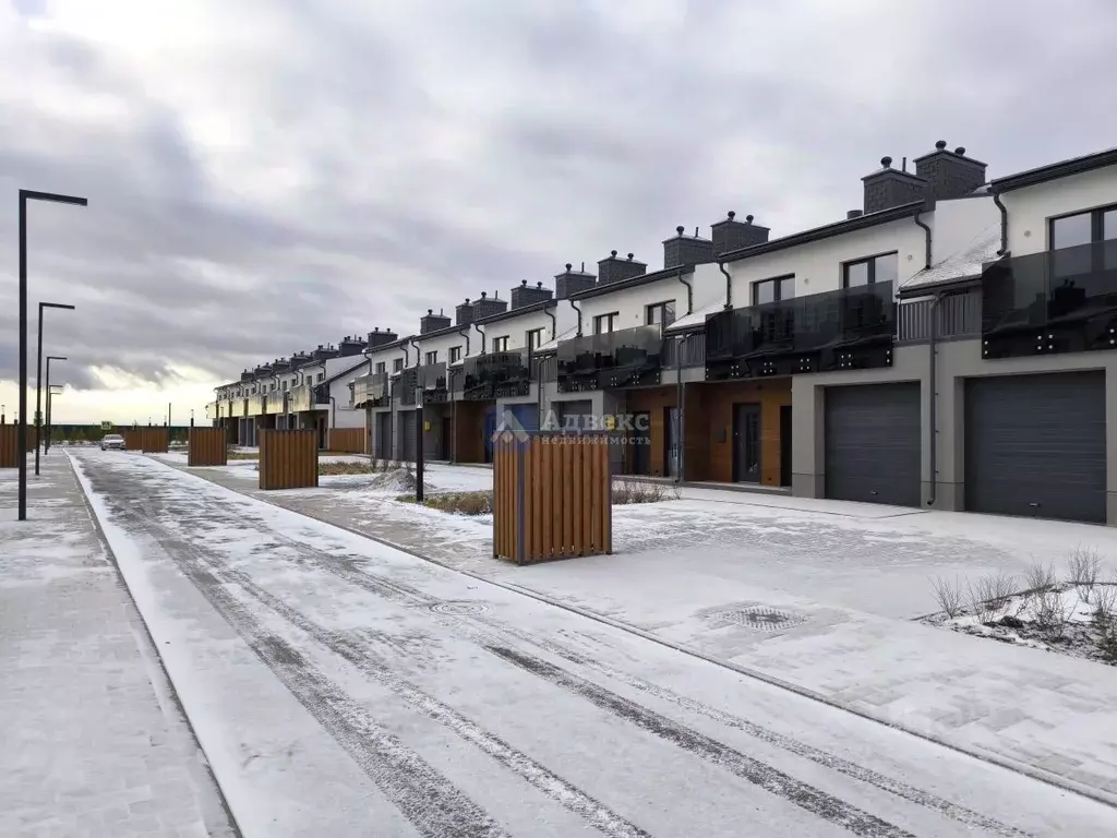 3-к кв. Тюменская область, Тюмень ул. Фармана Салманова, 7к1 (144.78 ... - Фото 1