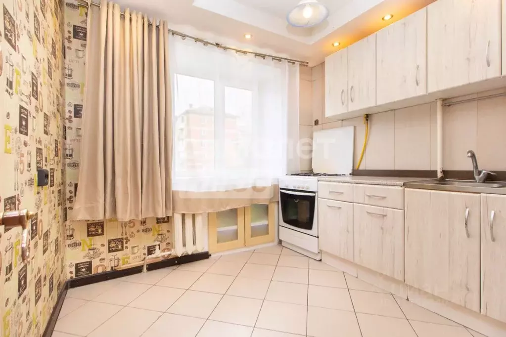3-к кв. Пермский край, Пермь ул. Карбышева, 48 (55.6 м) - Фото 0