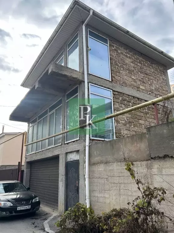 Дом в Севастополь ул. Элеваторная, 18 (250 м) - Фото 1