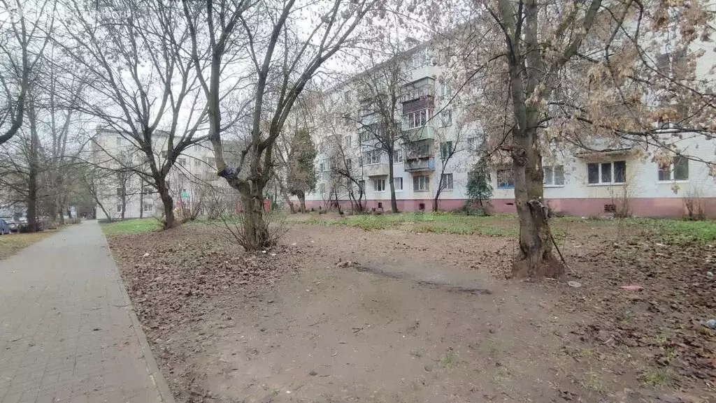 3-комнатная квартира: Калуга, улица Труда, 10 (58 м) - Фото 2