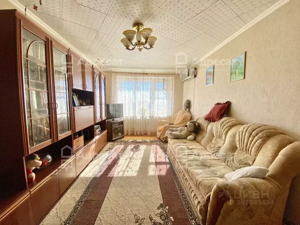 3-к кв. Волгоградская область, Волгоград ул. Рокоссовского, 56 (60.1 ... - Фото 0