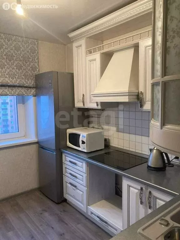 3-комнатная квартира: Черногорск, улица Генерала Тихонова, 17А (65 м) - Фото 2