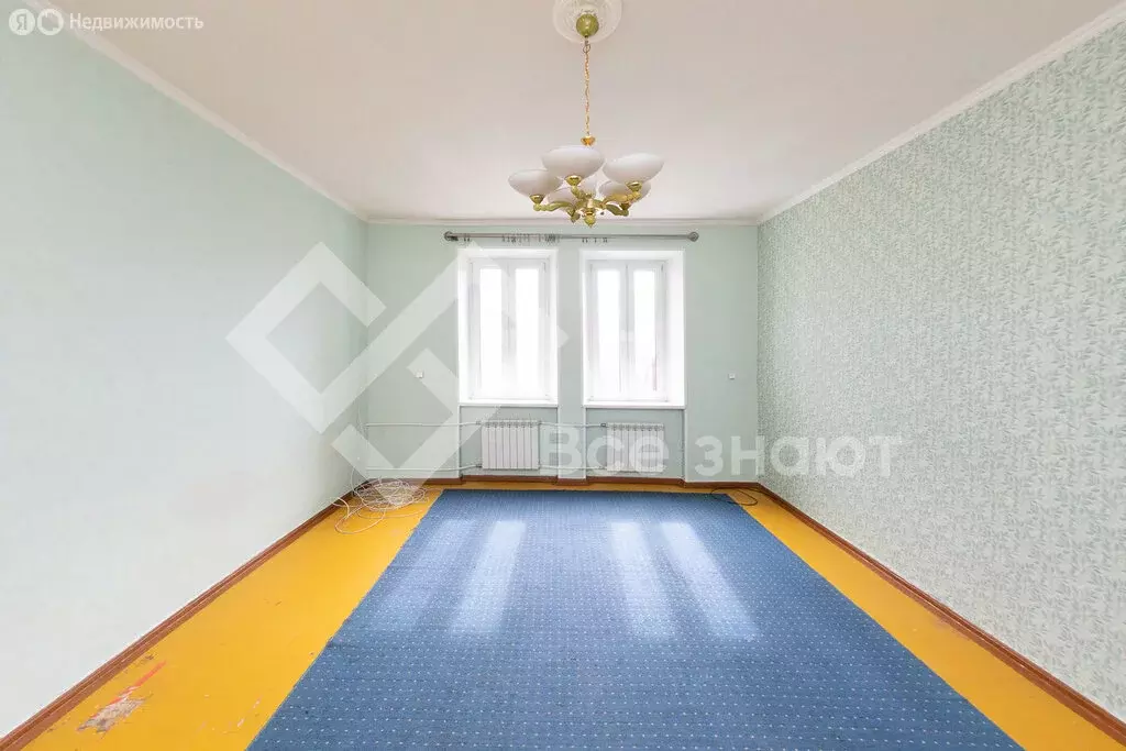 2-комнатная квартира: Челябинск, улица Жукова, 8 (61.7 м) - Фото 1