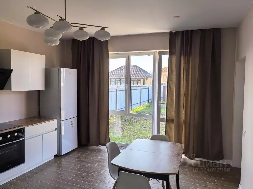 Дом в Краснодарский край, Динской район, Южно-Кубанское с/пос, пос. ... - Фото 1