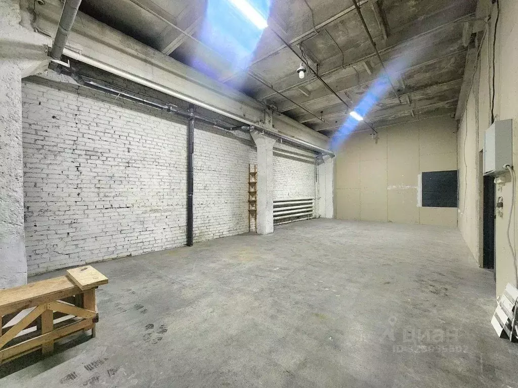 Помещение свободного назначения в Санкт-Петербург наб. Обводного ... - Фото 1