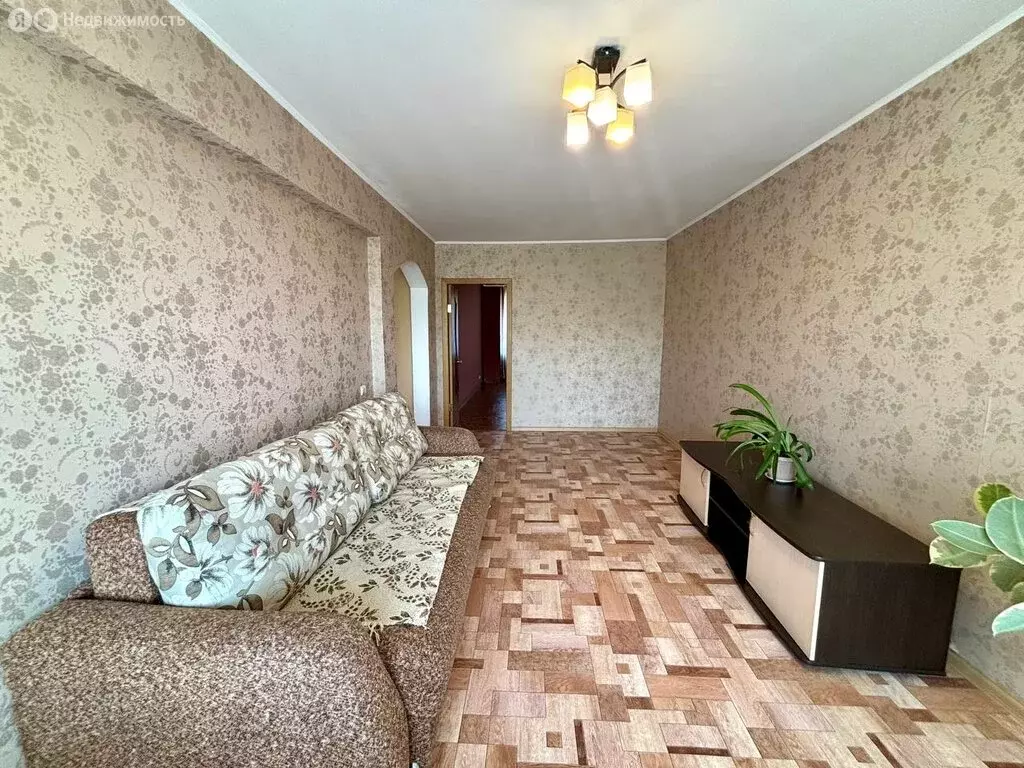2-комнатная квартира: Белогорск, улица Скорикова, 20 (48.3 м) - Фото 1