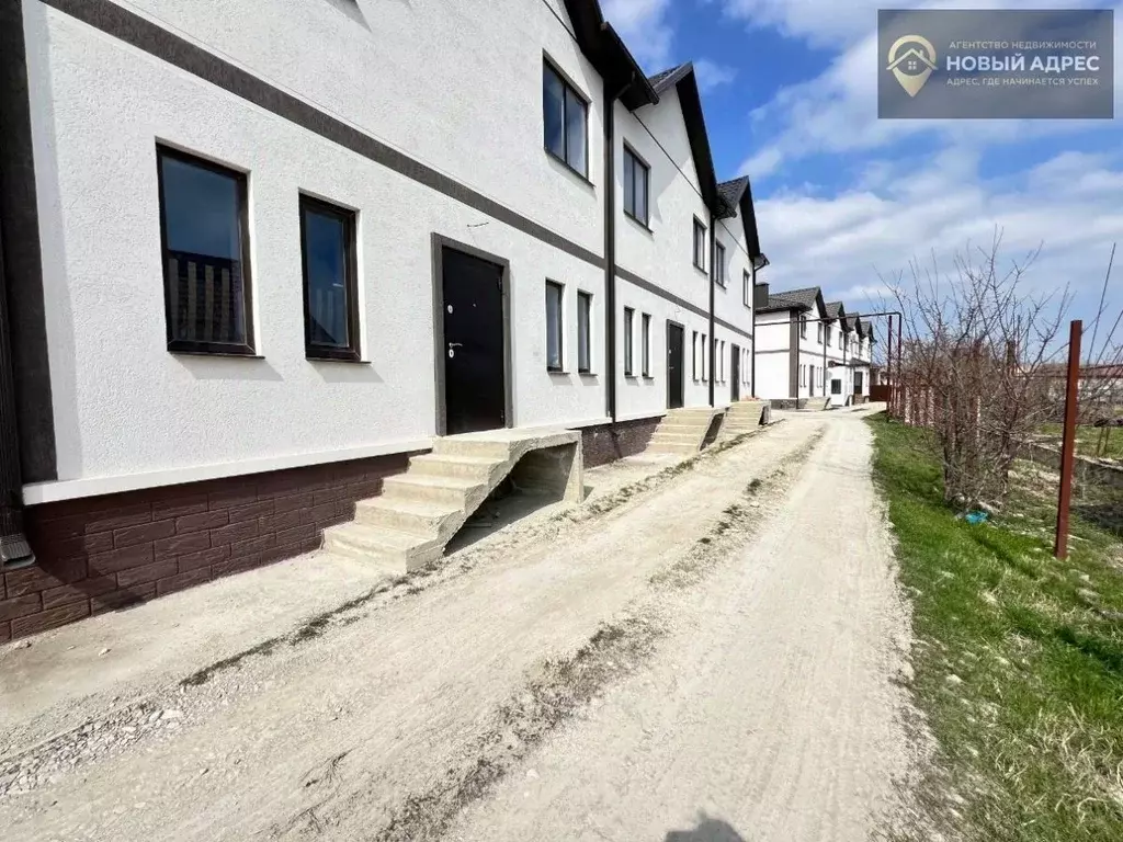 Таунхаус в Краснодарский край, Крымск ул. Крупской (95 м) - Фото 1