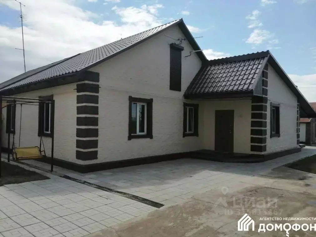 Дом в Омская область, Азовский Немецкий Национальный район, д. ... - Фото 0