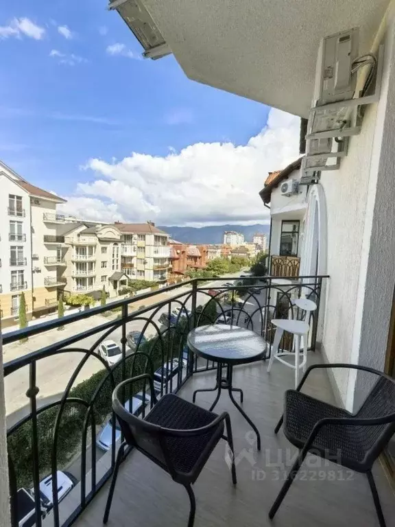 2-к кв. Краснодарский край, Геленджик Крымская ул., 22к24 (50.3 м) - Фото 0