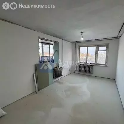 2-комнатная квартира: Тюмень, улица Свердлова, 20 (49.8 м) - Фото 1