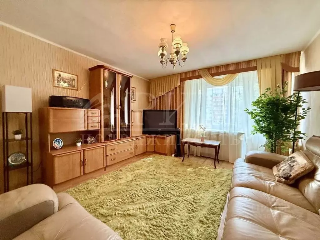3-к кв. Пензенская область, Пенза просп. Строителей, 48 (60.0 м) - Фото 1