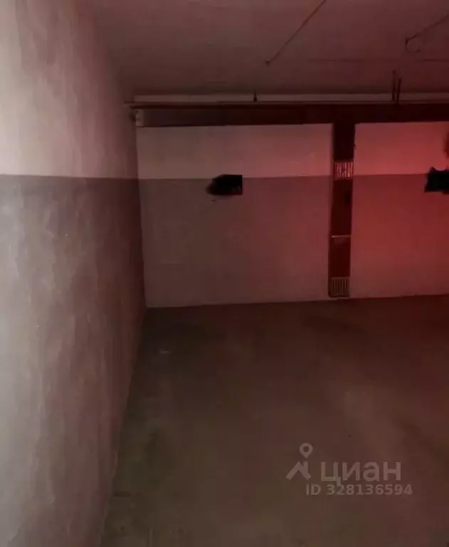 Гараж в Свердловская область, Екатеринбург ул. Хохрякова, 72 (18 м) - Фото 2