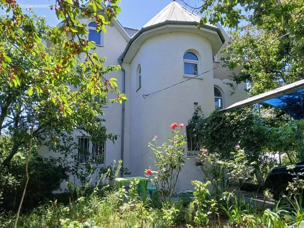 Дом в Алушта, улица Ленина (210 м) - Фото 0