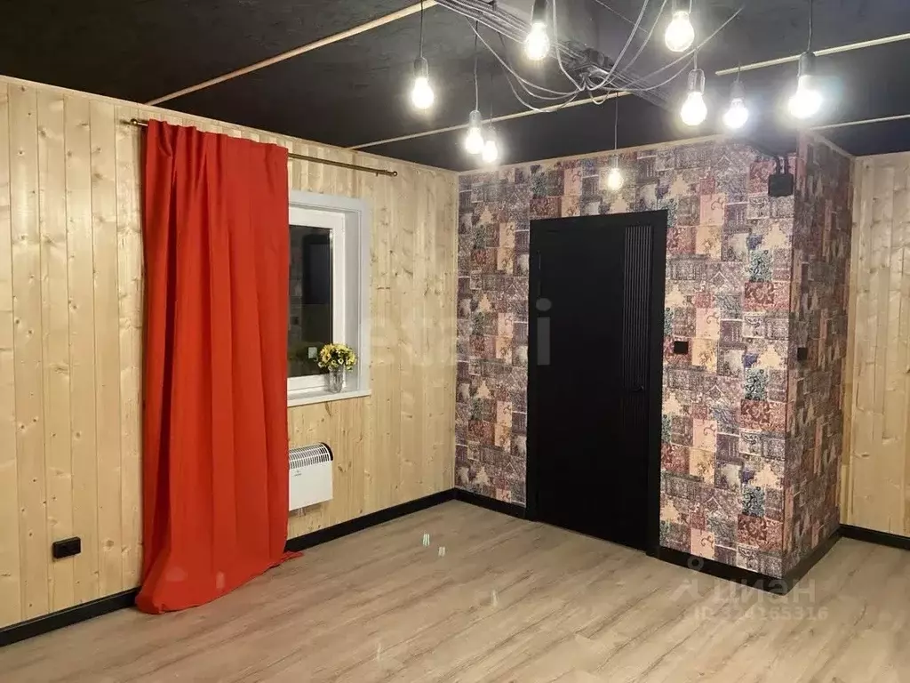 Дом в Тюменская область, Тюмень Лесник СНТ, ул. Вишневая (32 м) - Фото 1