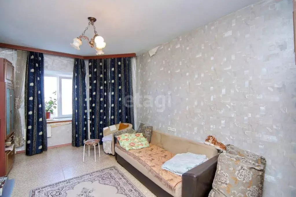 4-к кв. Ханты-Мансийский АО, Сургут ул. Энергетиков, 1/1 (87.0 м) - Фото 0