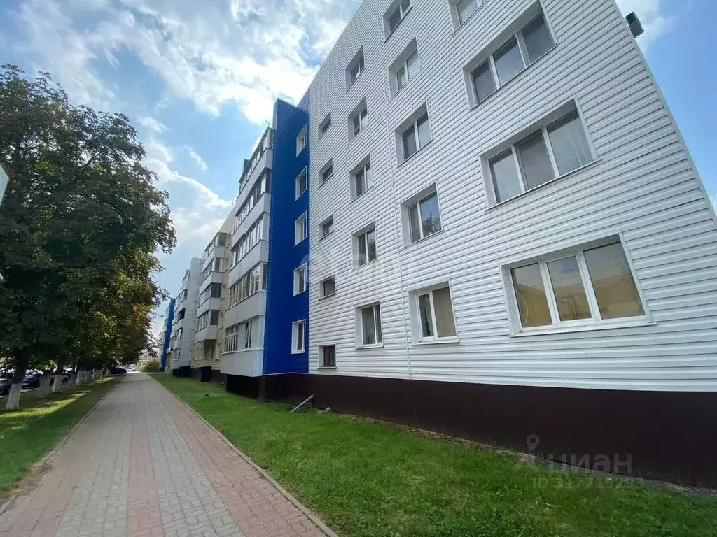 1-к кв. Белгородская область, Валуйки ул. Максима Горького, 6 (38.8 м) - Фото 1
