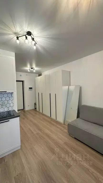 Студия Свердловская область, Екатеринбург ул. Крауля, 107/2 (23.0 м) - Фото 2