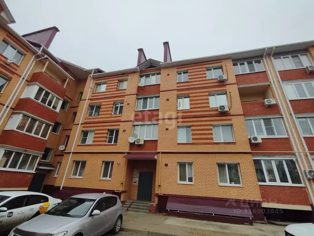 3-к кв. Белгородская область, Строитель Яковлевский городской округ, ... - Фото 0