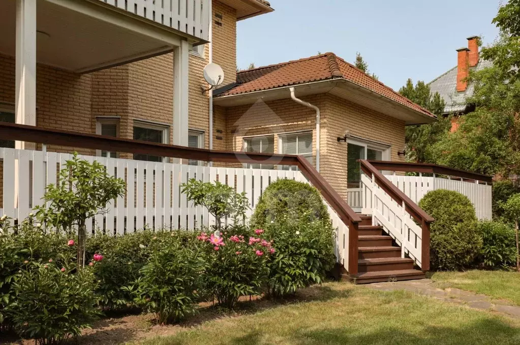 Коттедж в Московская область, Одинцовский городской округ, д. ... - Фото 2