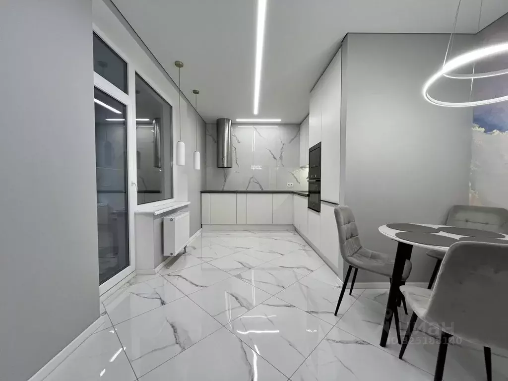 2-к кв. Санкт-Петербург Кременчугская ул., 21к3 (70.0 м) - Фото 1