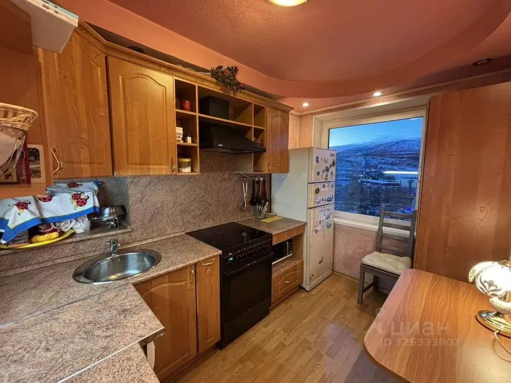 3-к кв. Мурманская область, Мурманск Кольский просп., 102 (55.6 м) - Фото 1