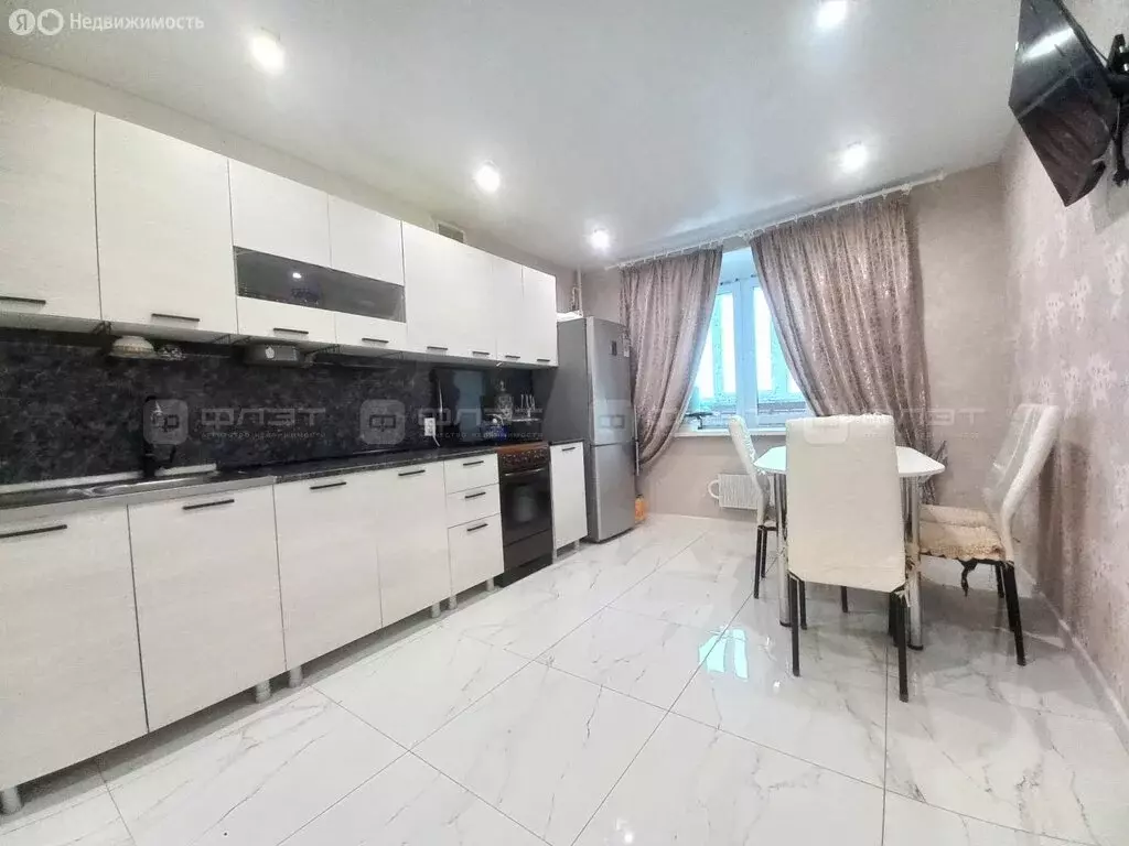 2-комнатная квартира: село Осиново, улица Ленина, 6 (62 м) - Фото 2