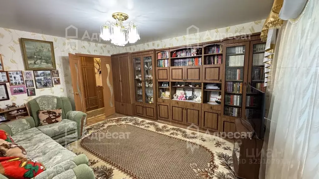 4-к кв. Волгоградская область, Волгоград ул. Панферова, 10 (77.5 м) - Фото 1