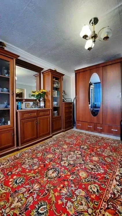 1-к кв. Хакасия, Майна рп ул. Дивногорская, 1 (32.0 м) - Фото 1