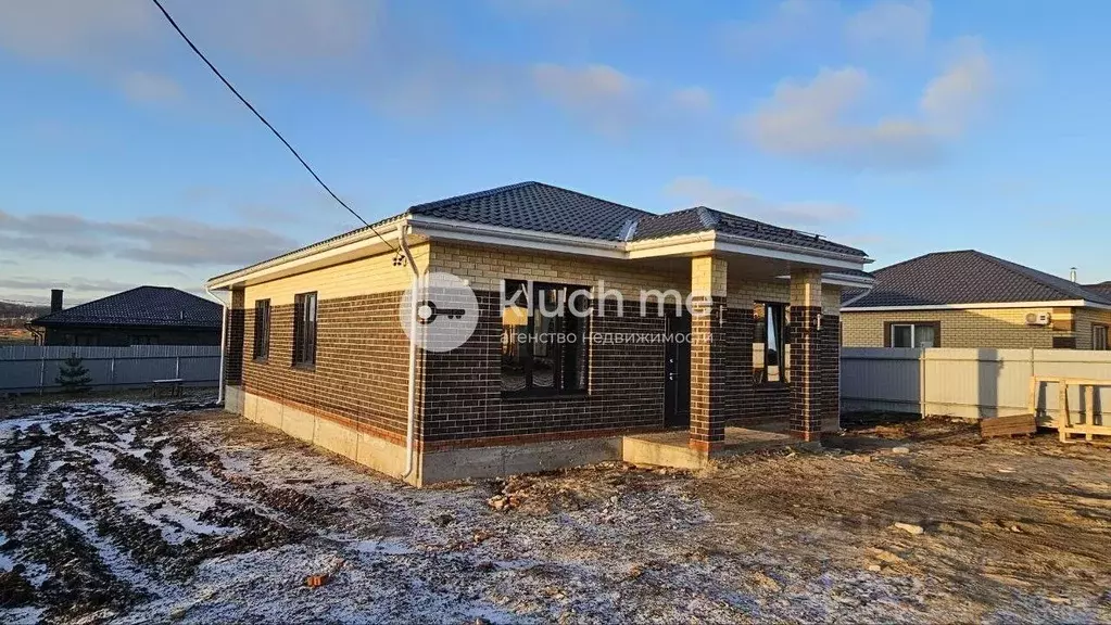 Дом в Татарстан, Высокогорское с/пос, с. Пермяки ул. Кленовая (146 м) - Фото 1