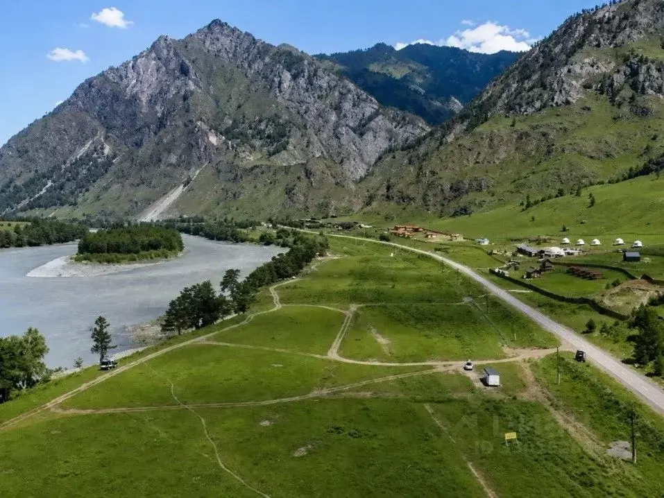 Участок в Алтай, Чемальский район Чемальский тракт, 47-й км (50.0 ... - Фото 0