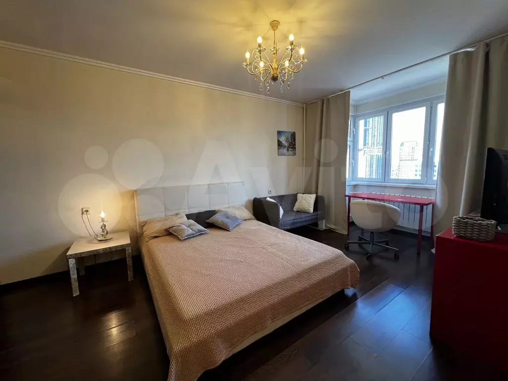 Квартира-студия, 47 м, 18/25 эт. - Фото 1