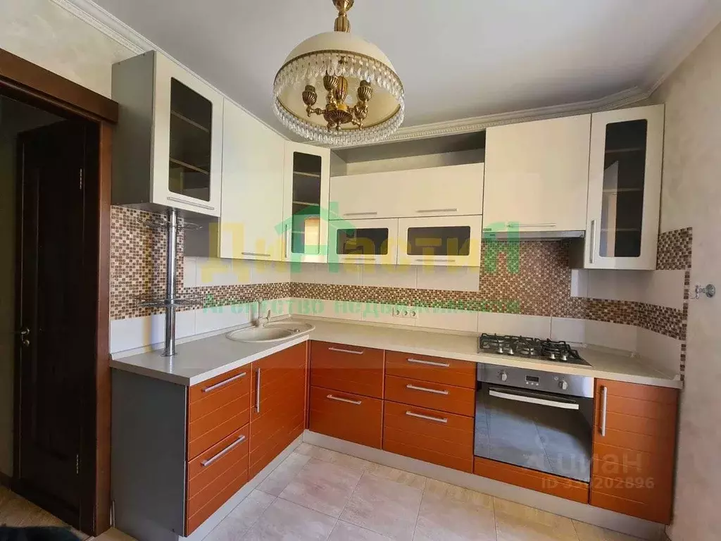 3-к кв. Белгородская область, Белгород ул. Есенина, 44а (75.0 м) - Фото 1