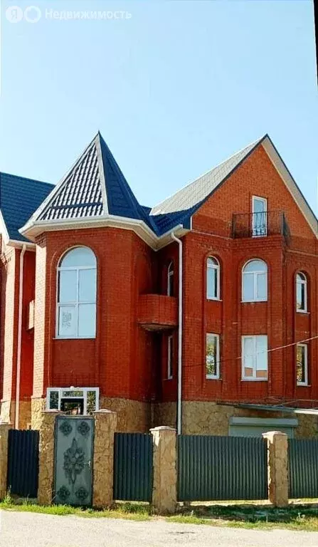 Дом в Анапа, микрорайон Алексеевка, Лозовая улица (430 м) - Фото 1