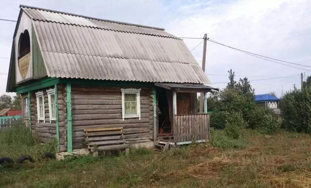 Дом в Башкортостан, Кушнаренковский сельсовет, с. Кушнаренково ул. ... - Фото 1