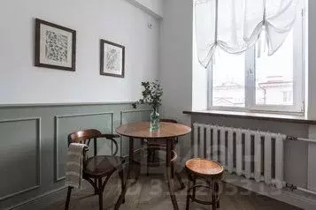 1-к кв. Тюменская область, Тюмень ул. Республики, 48 (44.0 м) - Фото 0
