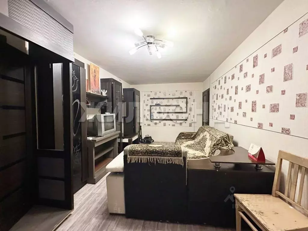Комната Новосибирская область, Новосибирск ул. Петухова, 36 (17.4 м) - Фото 1