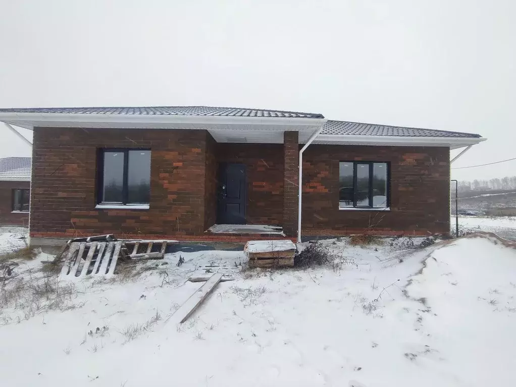 Коттедж в Татарстан, Высокогорское с/пос, д. Эстачи, Эстачи кп ул. ... - Фото 1