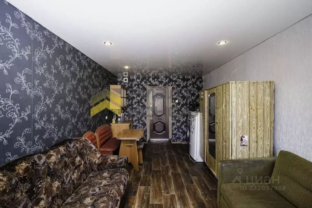 Комната Омская область, Омск просп. Мира, 28а (17.1 м) - Фото 2