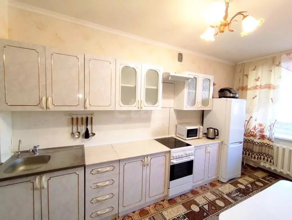 2-к кв. Тюменская область, Тюмень ул. Беляева, 37к1 (60.0 м) - Фото 1