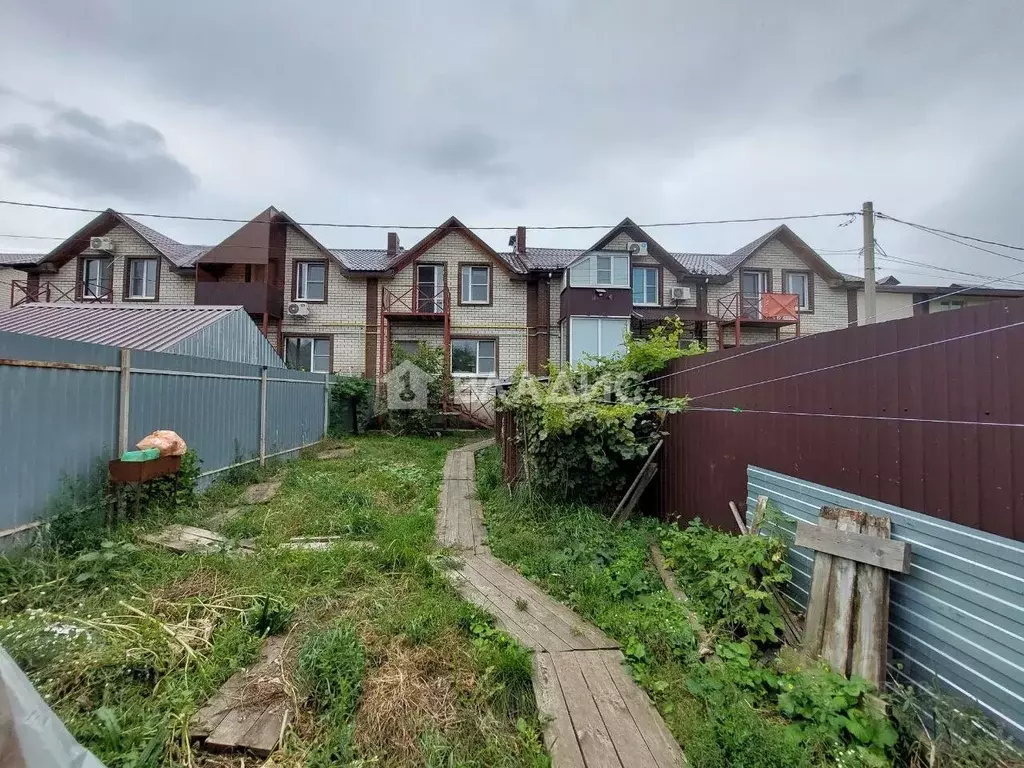 Таунхаус в Пензенская область, Пенза ул. Локтионова, 18 (49 м) - Фото 1