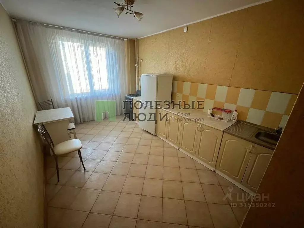 2-к кв. Орловская область, Орел ул. 8 Марта, 8 (76.0 м) - Фото 0