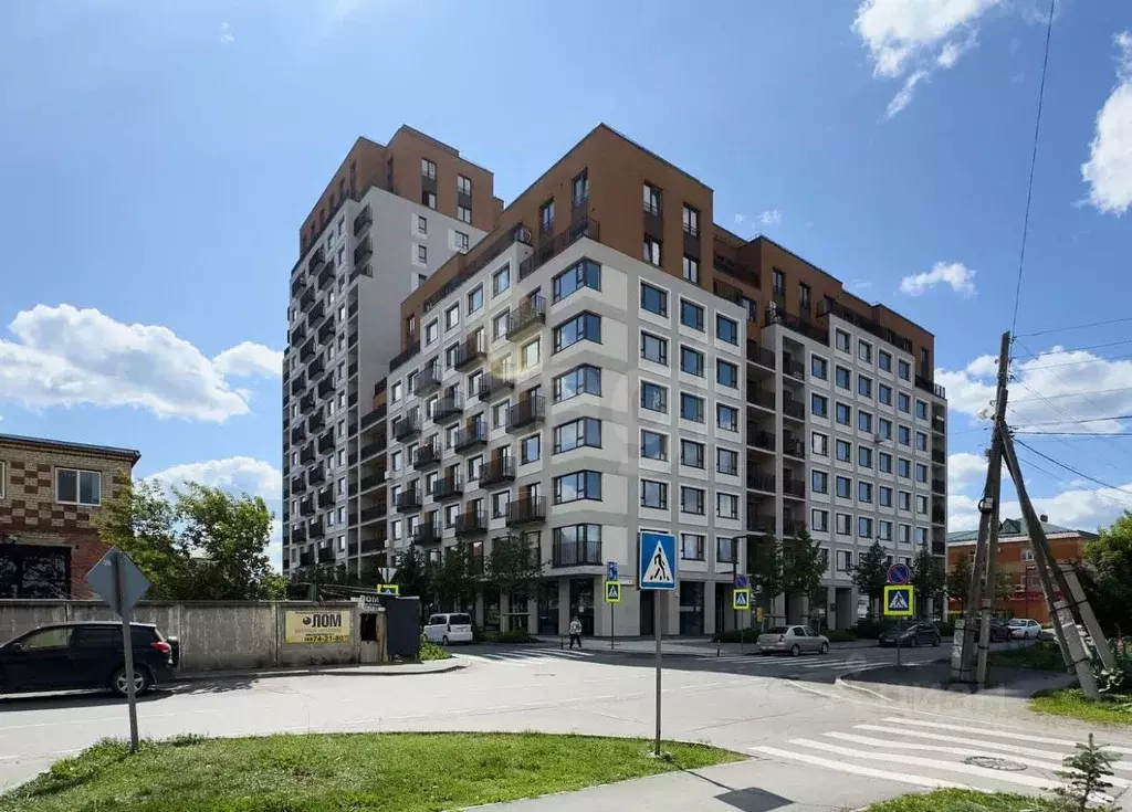 4-к кв. Тюменская область, Тюмень ул. Молодогвардейцев, 5к1 (106.2 м) - Фото 1