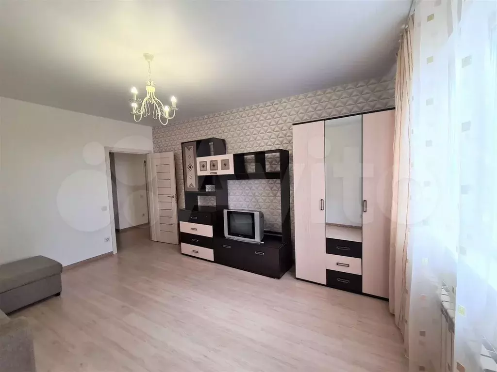 1-к. квартира, 39 м, 7/17 эт. - Фото 1